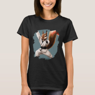 Eichhörnchen macht Karate-Kick Schwarzgurtel Kampf T-Shirt