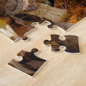 Eichhörnchen-Mädchen beim Nusskauf im herbstlichen Puzzle (Seite)