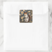 Eichhörnchen mit Acacia-Blume William Morris Quadratischer Aufkleber (Tasche)