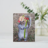 Eichhörnchen mit Blume Pedalhut Postkarte (Stehend Vorderseite)