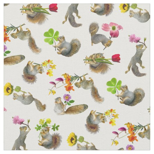 Eichhörnchen mit Blumen-Gewebe Stoff (Nahaufnahme)