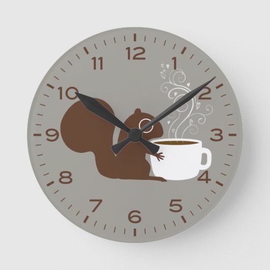 Eichhörnchen mit Coffee Niedlich Woodland Animal Runde Wanduhr (Vorderseite)