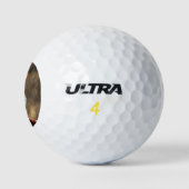 Eichhörnchen mit Kiefernkone Golfball (Logo)