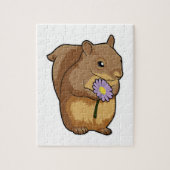 Eichhörnchen mit lila Blume Puzzle (Vertikal)