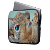 Eichhörnchen mit Nut 2 Nah Laptopschutzhülle (Vorderseite Links)
