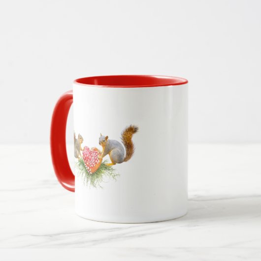 Eichhörnchen mit Roter Pilz Herz-Tasse Tasse (Vorderseite Links)