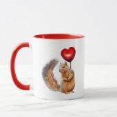 Eichhörnchen mit Tasse des Roten Herzens (Links)
