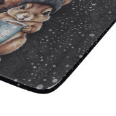 Eichhörnchen mit Tasse und Schnee „Stay Warm“ Schneidebrett (Ecke)