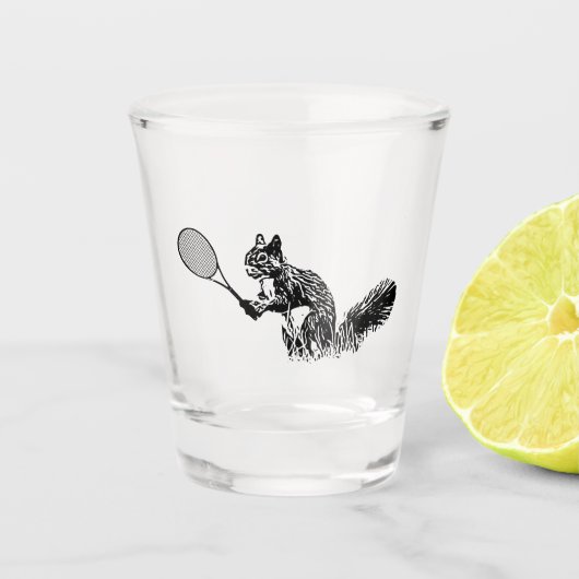 Eichhörnchen mit Tennis-Racquet-Silhouette Schnapsglas (Vorderseite)