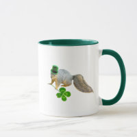 Eichhörnchen mit Vierblättriges Kleeblatt Tasse