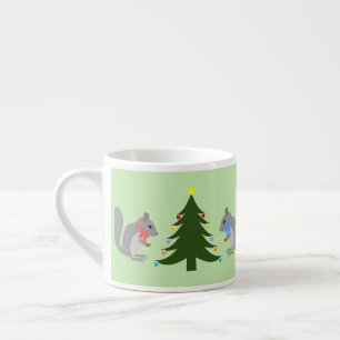 Eichhörnchen mit Weihnachtsbaum Espressotasse