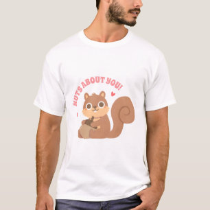 Eichhörnchen Nüsse über Ihre Niedliche Liebe Puppe T-Shirt