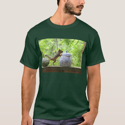 Eichhörnchen-und Plätzchen-Glas T-Shirt (Vorderseite)
