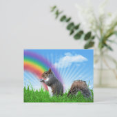 Eichhörnchen und Rainbow Sky Postkarte (Stehend Vorderseite)