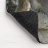Eichhörnchen- und Vogelfutterstelle mit Ihren Init Mousepad (Ecke)