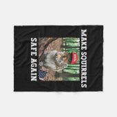 Eichhörnchen wieder sicher machen Funny Squirrels  Fleecedecke (Vorderseite (Horizontal))