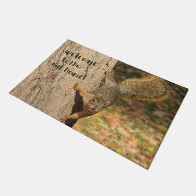 Eichhörnchen Willkommen im Nut House Doormat Fußmatte (Schrägansicht)
