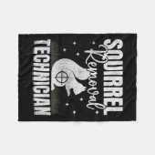 Eichhörnchenentzug Techniker Eichhörnchenjagd Fleecedecke (Vorderseite (Horizontal))