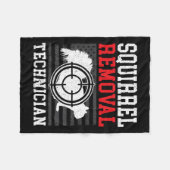 Eichhörnchenentzug Techniker Eichhörnchenjagd Tier Fleecedecke (Vorderseite (Horizontal))