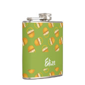 Eier in braunem Korb auf grün Flachmann (Rechts)