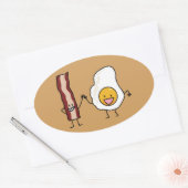 Eier und Speckstreifen-kombiniertes Ei-Frühstück Ovaler Aufkleber (Umschlag)