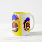 Eierüberraschung Zweifarbige Tasse (VorderseiteRechts)