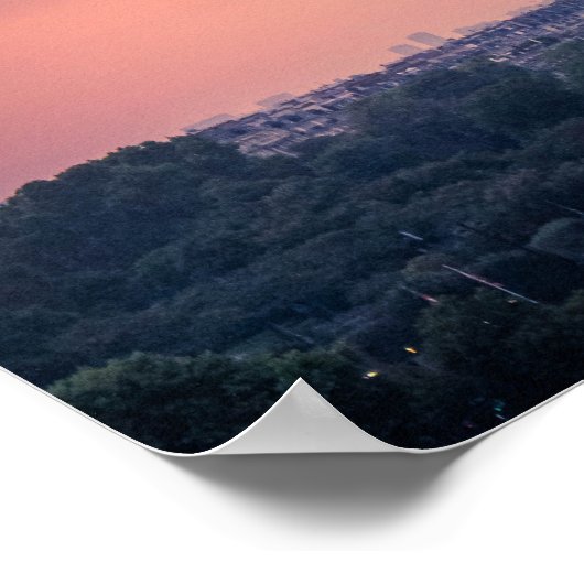 Eiffel Tower at Dusk Poster (Ecke)