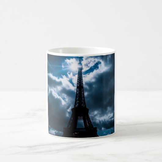 Eiffel Tower Blue Night Kaffeetasse (Mittel)