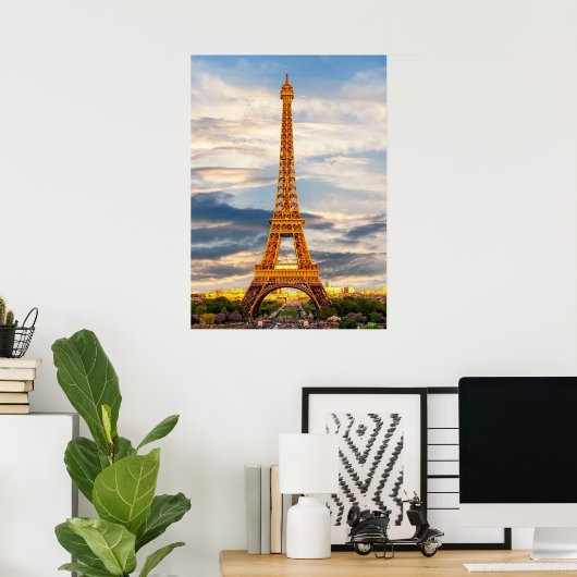 eiffel tower in paris, the city of love poster (Heimbüro)