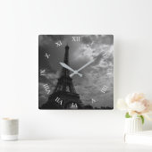 Eiffel Tower Night Cloudy Sky Square Wall Clock Quadratische Wanduhr (Zuhause)