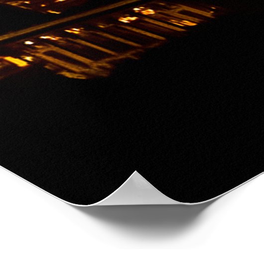 Eiffelturm beleuchtet auf der Pariser Exposition v Poster (Ecke)