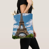 Eiffelturm Blick vom Champ de Mars Public Park Tasche (Von Nahem)