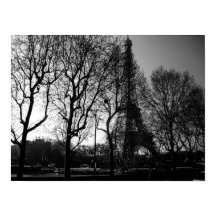Eiffelturm durch das Baum-Plakat