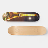 Eiffelturm durch lensgerrit skateboard (Horizontal)