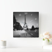 Eiffelturm im B&W Spotlight Square Wall Clock Quadratische Wanduhr (Zuhause)