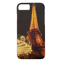 Eiffelturm nach Dunkelheit