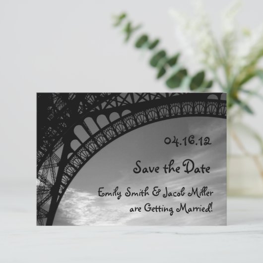 Eiffelturm Save the Date Einladung (Stehend Vorderseite)