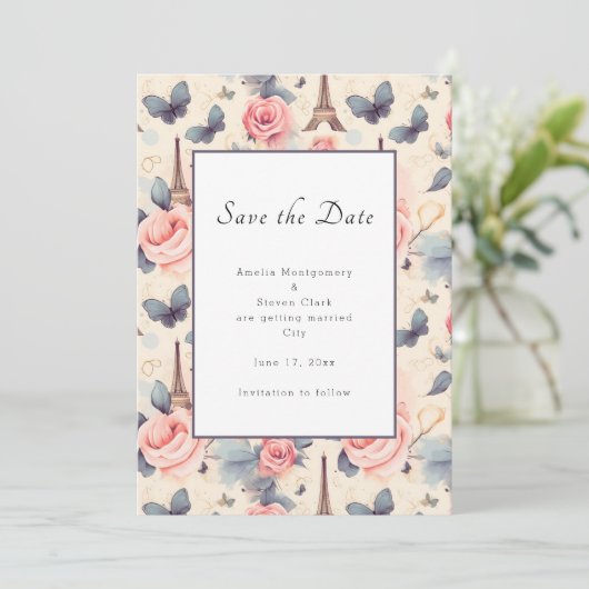 Eiffelturm-Schmetterling und Rose-Muster Hochzeit Save The Date (Stehend Vorderseite)