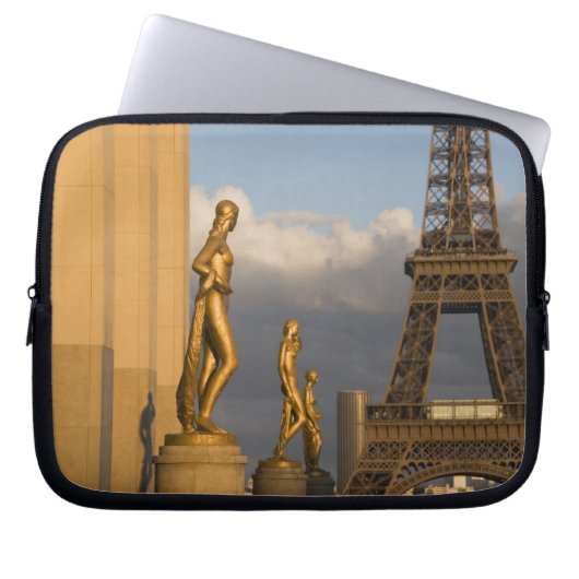 Eiffelturm vom Palais de Chaillot, Paris, Laptopschutzhülle (Vorderseite)
