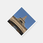Eiffelturm von Paris in der französischen Tasse Serviette (Ecke)