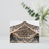 Eiffelturm von unten: Pariser Ironwork Up Clos Postkarte (Stehend Vorderseite)