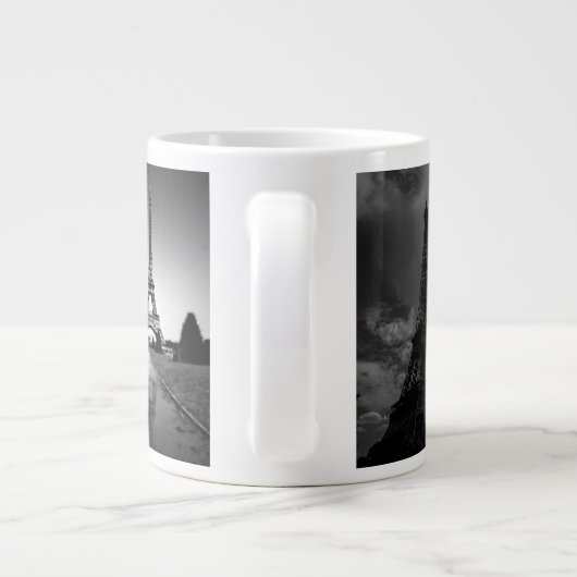 Eiffelturmaussichten in der Tasse Schwarz-Weiß-Jum (Rückseite)