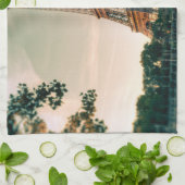 Eiffelturmwerfer Geschirrtuch (Gefaltet)