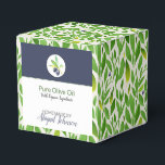 Eigene Bath-und Körperpackung | Olive Oil Box Geschenkschachtel<br><div class="desc">Natürliches reines Olivenöl | Für Ihre saisonalen Seifen, Karosseriebutterer und andere handwerkliche Geschenke und Produkte, dieses Design umfasst Aquarelloliven und Olivenzweig in Punktes Set auf einem Blätter Hintergrund-Muster umgeben. Es ist vollständig anpassbar, sodass es für jedes Ihrer natürlichen Olivenöl handwerklichen Geschenke verwendet werden kann, egal ob für Bad und Körper...</div>
