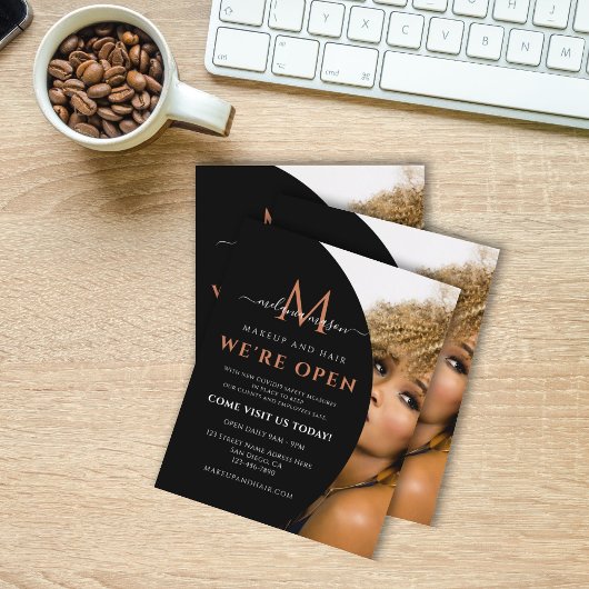 Eigene Bilder hinzufügen Elegante Moderne Schwarz Flyer