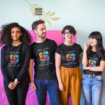 Eigene Platzierung des Firmenlogo T-Shirt<br><div class="desc">Einfache,  schicke Marketing Black T - Shirt für ein modernes Unternehmen oder Unternehmen,  das ein Kundengeschenk für Kunden oder Mitarbeiter sucht. Fügen Sie Ihr individuelles Firmenlogo und Ihren Firmennamen hinzu.</div>