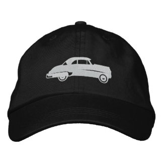 Eigener Auto mit bestickter Hülle Bestickte Kappe