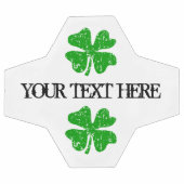 Eigener Fußball mit grünem Glücksklee (Flach)