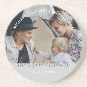 Eigenes Foto mit Familienname und Gründungsjahr Getränkeuntersetzer