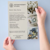 Eigenes Logo Aromatherapie Wellness-Center Werbege Flyer (Hand)